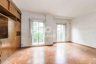 Appartement à San Gil. En el corazón del vibrante y cultural barrio de la feria en sevi