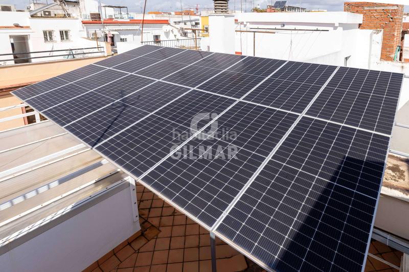 Foto 8a85c904-72a4-4dae-b69a-afa5c7fecad7. Chalet con riscaldamento parcheggio in San Vicente Sevilla