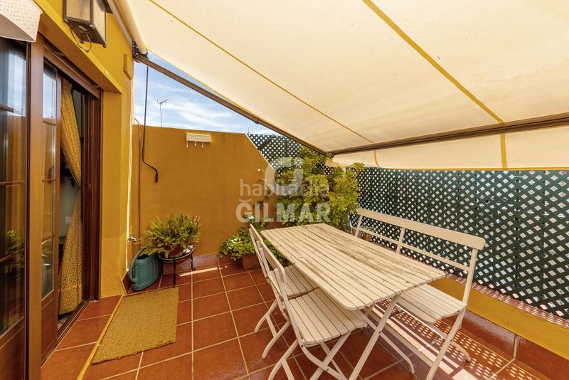 Foto 30b22d40-9ae4-451b-97f4-cc17a43f0d1e. Appartamento con riscaldamento in Triana Casco Antiguo Sevilla