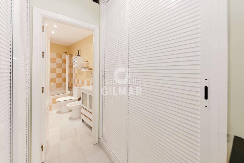 Foto 4525450b-1079-4a76-8fc9-4c78a7da4ea8. Appartamento con riscaldamento in Triana Casco Antiguo Sevilla