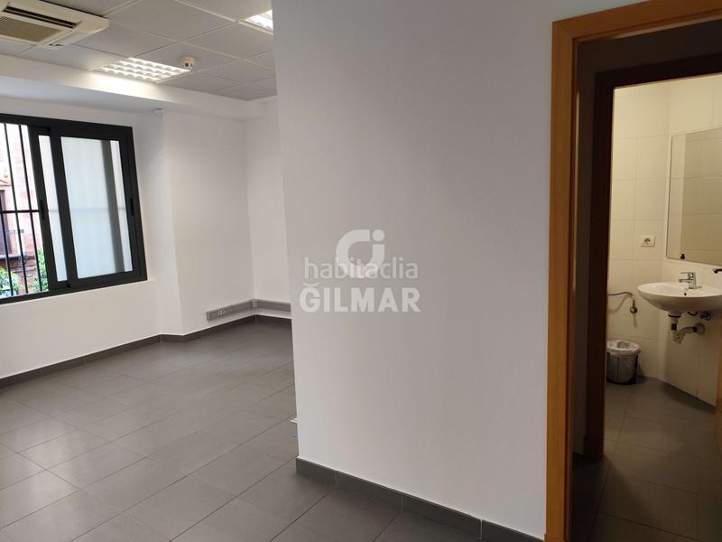 Foto 980f8b67-8868-47d1-9303-e766d2fb54bd. Affitto ufficio in Arenal - Museo Sevilla