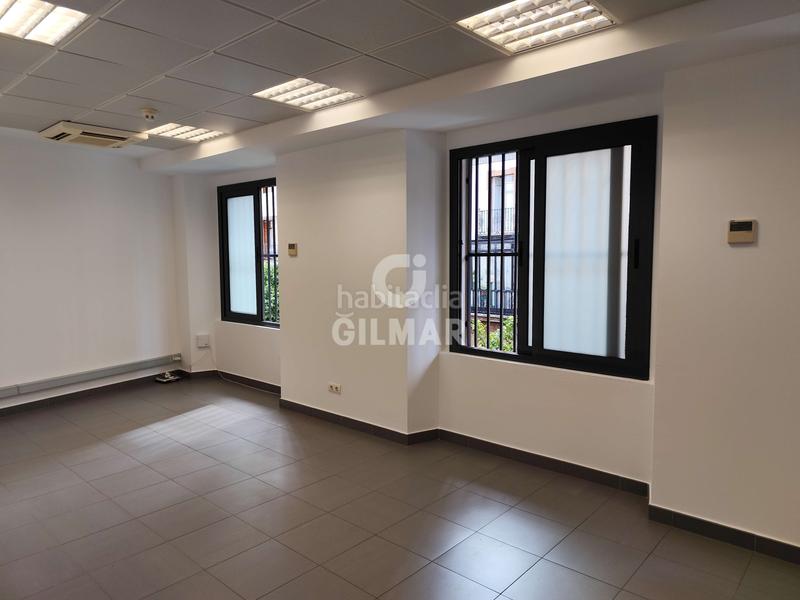 Foto 653fdcf0-afff-4dc3-8617-80030ad4e706. Miete büro in Arenal - Museo Sevilla