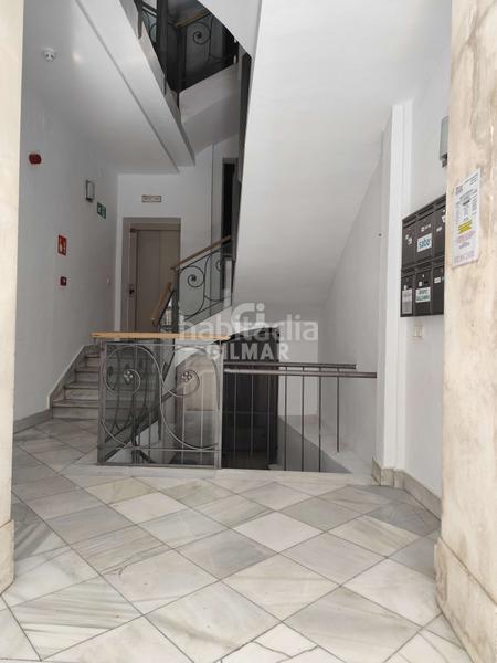 Foto c7bb395a-a99f-40b9-aa1b-0960ffaf9dfb. Miete büro in Arenal - Museo Sevilla