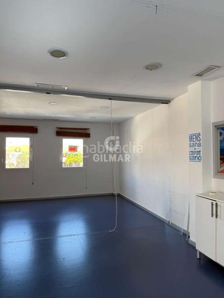 Foto b3ad3cc8-2fe8-44a2-9582-7da73fa78afe. Affitto locale commerciale con riscaldamento in colores - entreparques Sevilla