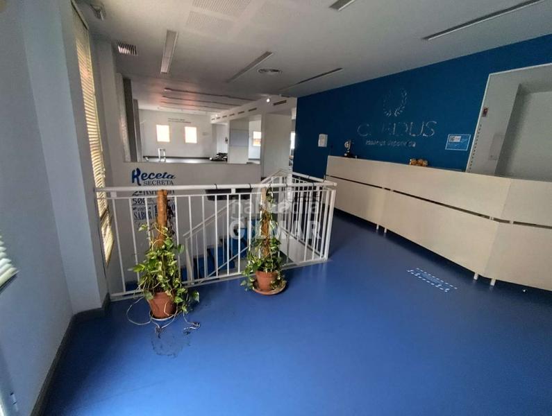 Foto 33457b97-8ddf-40b9-a9a4-2f9da9e615cb. Rent business premise with heating in colores - entreparques Sevilla