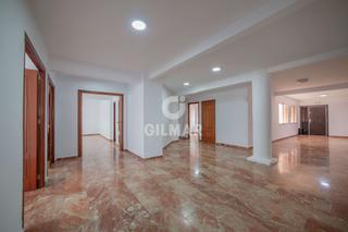 Alquiler Oficina  N/a. Descubre esta excelente oportunidad en el prestigioso barrio de