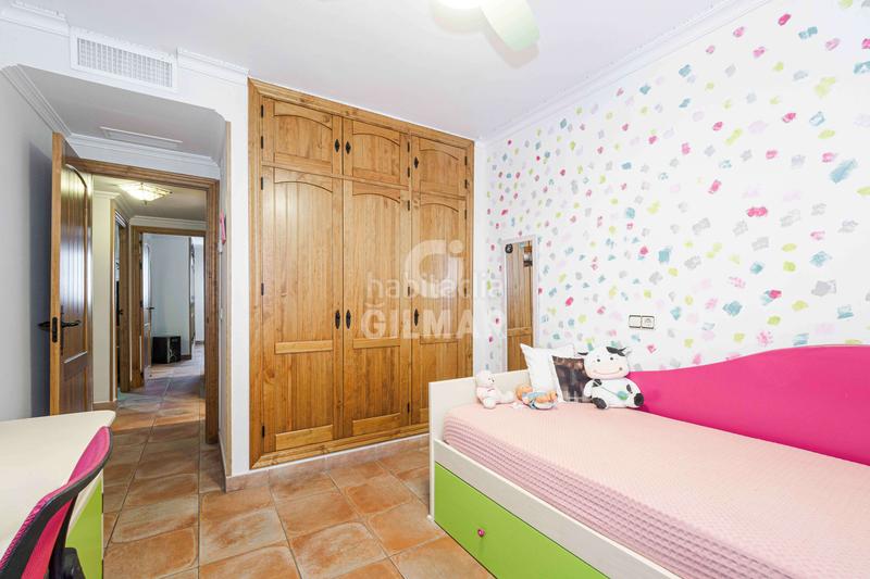 Foto 4355b9dc-3fd6-4017-9033-73d9d8a5fe81. Flat with heating parking in Santa Clara Sevilla