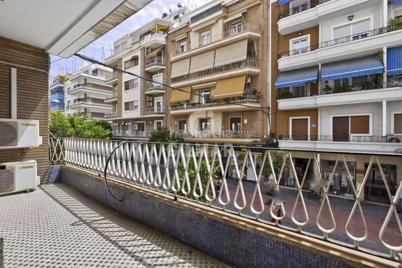 Foto 7ac4c472-e38a-4450-9a52-feff6463c692. Pis a Los Remedios Sevilla