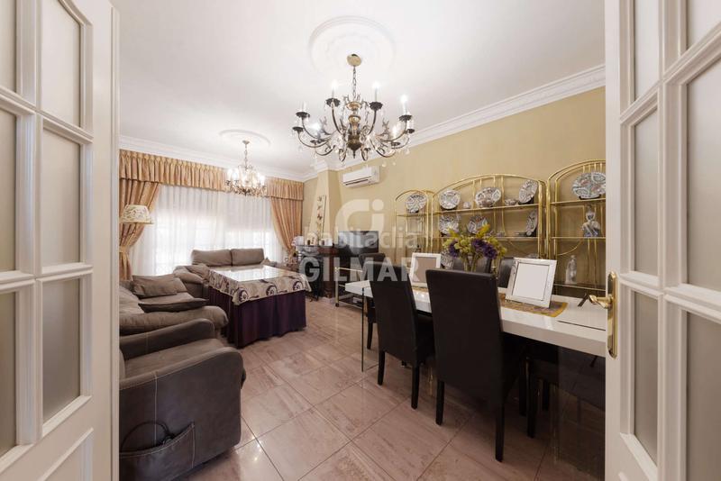 Foto e7ea080a-2e50-4fac-9ebb-702df640bd28. Chalet mit heizung parking pool in Oromana Alcalá de Guadaira