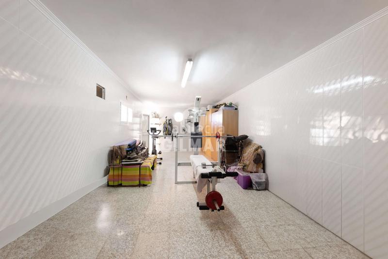 Foto 1dbb35c7-6bbe-4f8f-840e-7b59acdf23d7. Chalet con riscaldamento parcheggio piscina in Oromana Alcalá de Guadaira