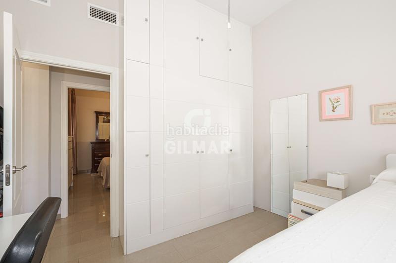 Foto c10596d6-8bd9-458d-9f57-e2c9b4eb6f5c. Etagenwohnung mit heizung in La Calzada - La Florida Sevilla