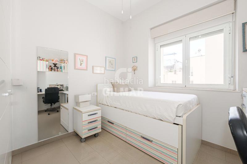 Foto f3e59232-b473-41c7-b6dd-b3a3fb804644. Etagenwohnung mit heizung in La Calzada - La Florida Sevilla