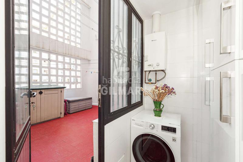 Foto 52d9aa3e-4f9c-49b4-8d28-20b3a9e9017e. Appartamento con riscaldamento in San Julián Sevilla