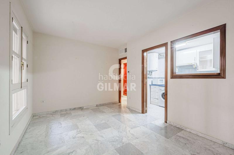 Foto f19b374f-f550-45bd-9119-771b7984d1cf. Piso esta vivienda singular, ubicada a escasos pasos de la emblemática plaza de la encarnación, cuenta con dos dormitorios y dos baños. en Sevilla