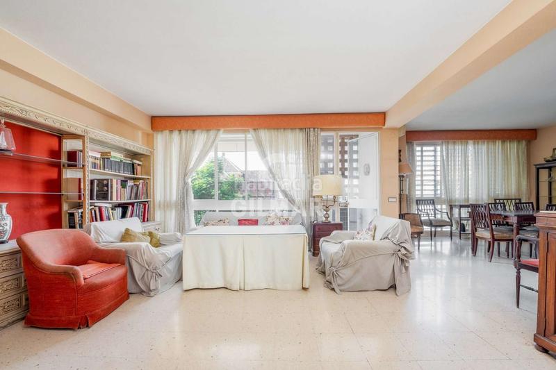 Foto cbe67540-ec1f-476b-9ad4-398bff5a6183. Appartement avec chauffage parking dans San Bartolomé Sevilla