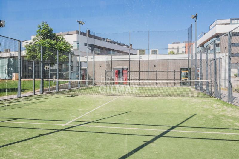 Foto b20386b7-a790-4016-84d1-f20d5602d752. Àtic amb calefacció aparcament piscina a Nuevo Bulevar Mairena del Aljarafe