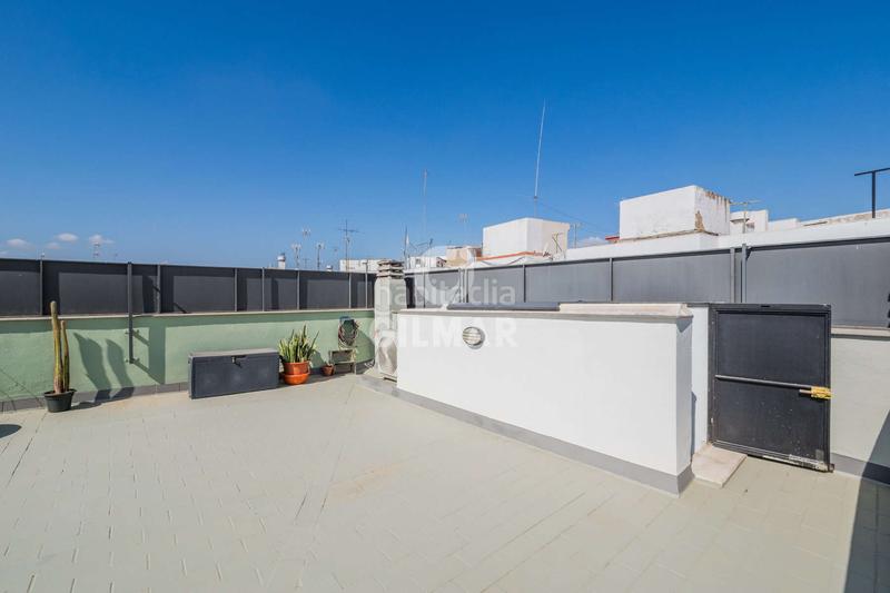 Foto 50741f9e-5a77-48af-8d0c-0efd9a611869. Dachwohnung mit heizung in Doctor Barraquer - G. Renfe - Policlínico Sevilla