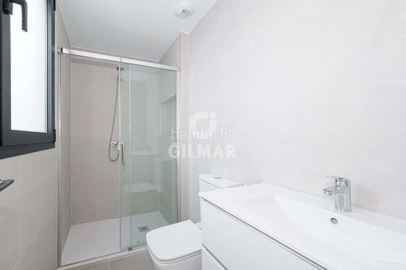 Foto 64746817-7aab-4b26-a268-63778323762d. Àtic amb calefacció aparcament piscina a Triana Este Sevilla