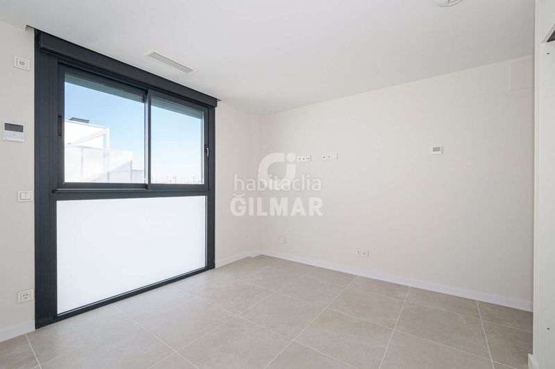 Foto e1d6645a-1a4e-48e8-9250-dff6a944ccf4. Àtic amb calefacció aparcament piscina a Triana Este Sevilla