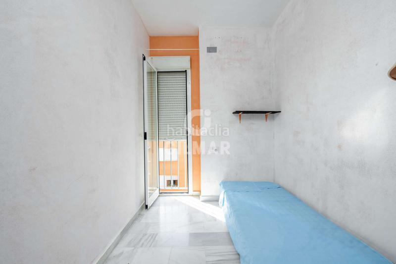 Foto 7d8104a7-aca7-48e6-bc55-912d679354ea. Dúplex descubre este dúplex ubicado en la codiciada zona de buhaira, . con una superficie construida de 94 m, esta vivienda com en Sevilla