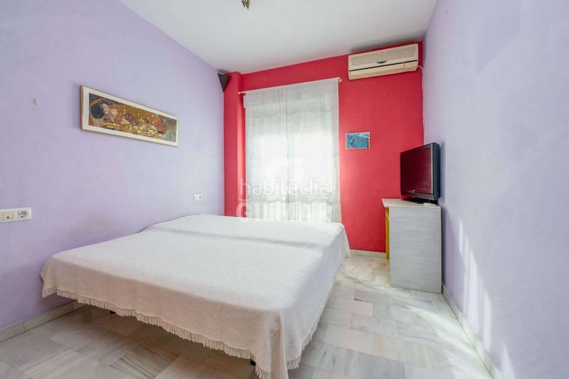 Foto afae9ed0-b903-41f1-b92a-3662dee7b927. Dúplex descubre este dúplex ubicado en la codiciada zona de buhaira, . con una superficie construida de 94 m, esta vivienda com en Sevilla