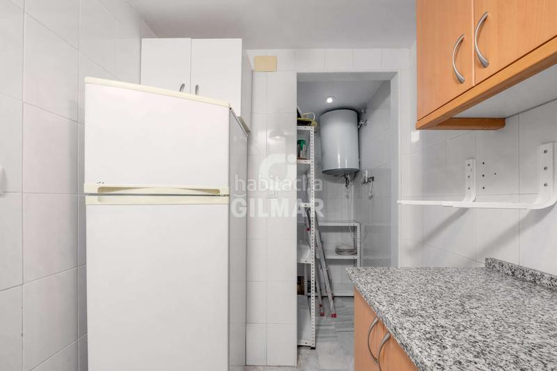 Foto e060443a-aba1-4dbd-a600-661abf4ef575. Dúplex descubre este dúplex ubicado en la codiciada zona de buhaira, . con una superficie construida de 94 m, esta vivienda com en Sevilla