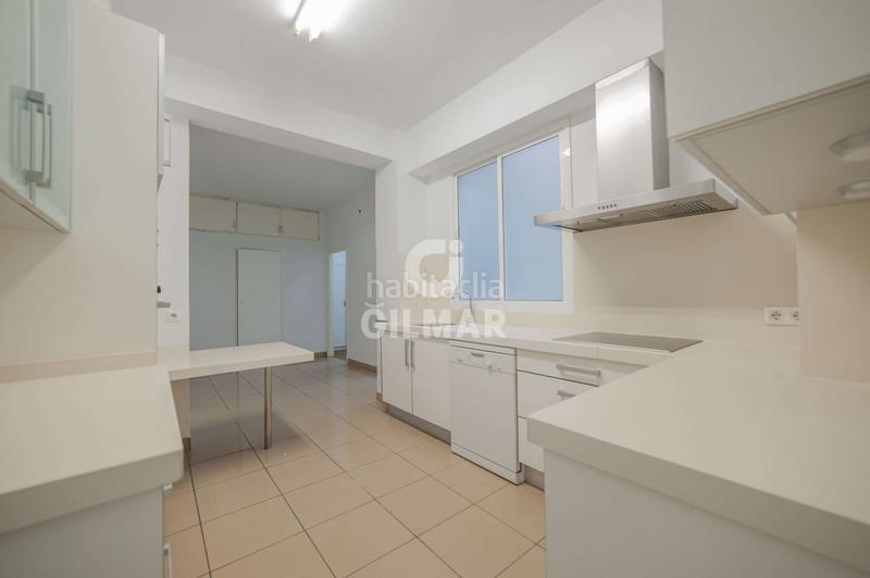 Foto 8f22acf0-b45d-4284-bbfa-10852ecfec34. Location appartement avec chauffage dans Parque María Luisa -Giralda Sur Sevilla