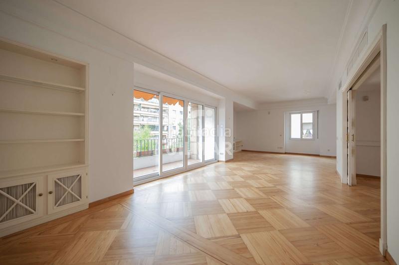 Foto 91f84b86-d873-4863-b43f-41a45f1f1106. Location appartement avec chauffage dans Parque María Luisa -Giralda Sur Sevilla