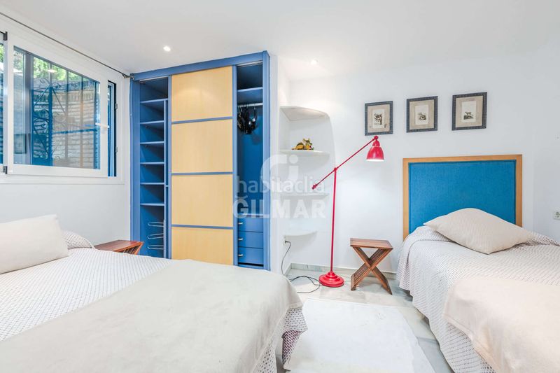 Foto aff34689-f827-4e7d-8d06-ae49a28a0bdb. Casa aparellada amb calefacció piscina a Gelves