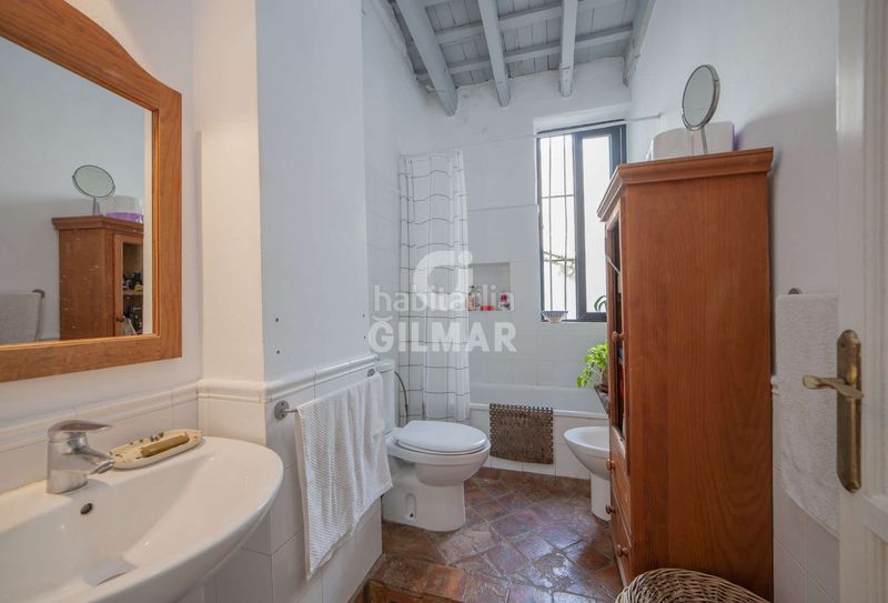 Foto 26ff78b5-6837-449e-b601-524b0decddfa. Casa aparellada amb calefacció a Feria Sevilla