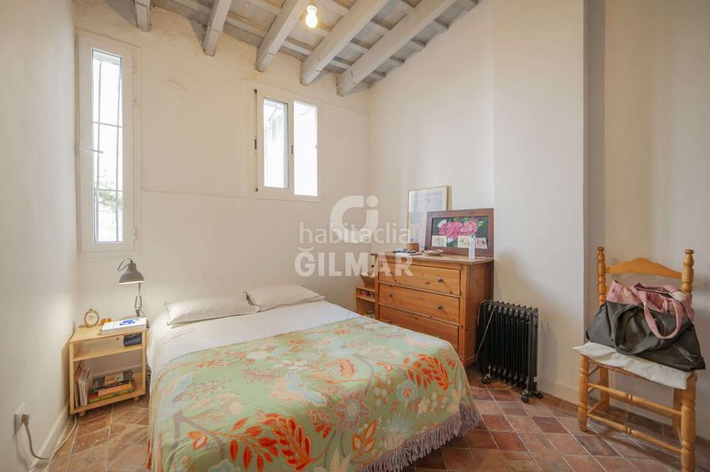 Foto ecee6893-9083-4aba-b5bd-2ddd5b840dab. Casa aparellada amb calefacció a Feria Sevilla