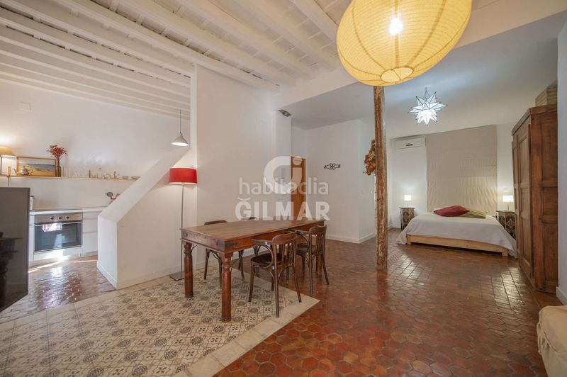 Foto f55739b0-bf4a-4a55-850c-de875c9bd102. Casa aparellada amb calefacció a Feria Sevilla