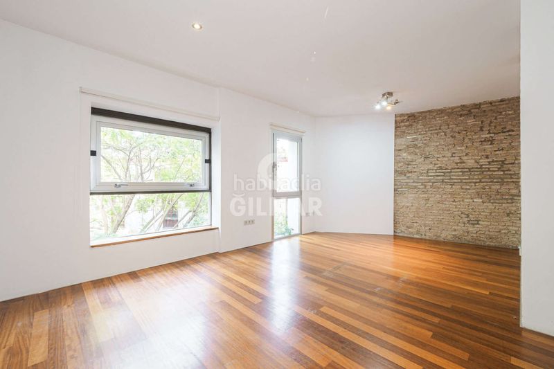 Foto 38e67c3a-a34d-47cd-b2ce-b8a1762e5259. Dúplex amb calefacció aparcament a Santa Catalina Sevilla