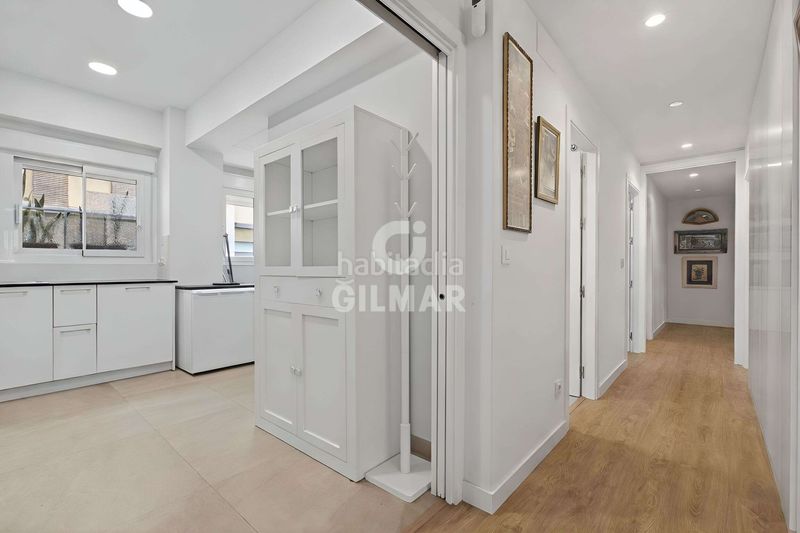 Foto f1e1722b-3019-4460-9d73-1a0ad05decf1. Pis amb calefacció aparcament a Los Remedios Sevilla