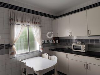 Alquiler Piso en Los Remedios. Se presenta este piso en los remedios de 81 m, 3 dormitorios, 1