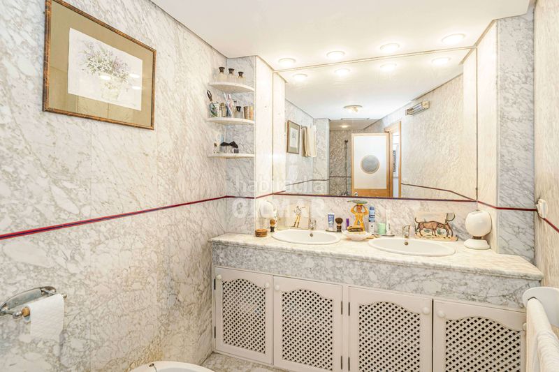 Foto 73154788-8400-461b-9742-8764be253a7e. Casa adossada a Santa Catalina Sevilla