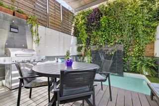 Semi detached house in Barrio del Nervión. Presente en el barrio de nervión este exclusivo chalet adosado d