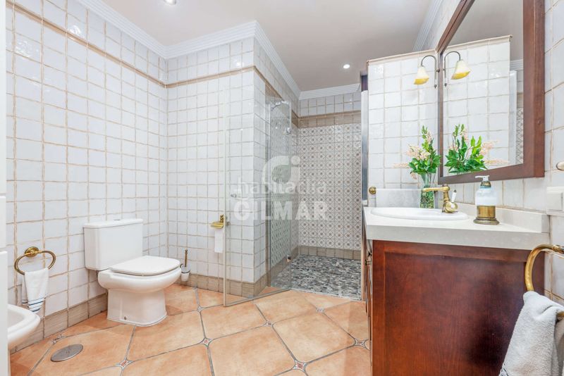 Foto e85814ba-9572-4e58-a489-12636e280080. Xalet amb calefacció aparcament piscina a Condequinto Montequinto
