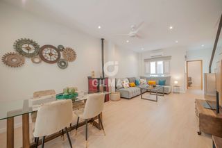 Miete Zweistöckige Wohnung in Arenal - Museo. Se presenta este fabuloso áticodúplex en centro sevilla de 160 m