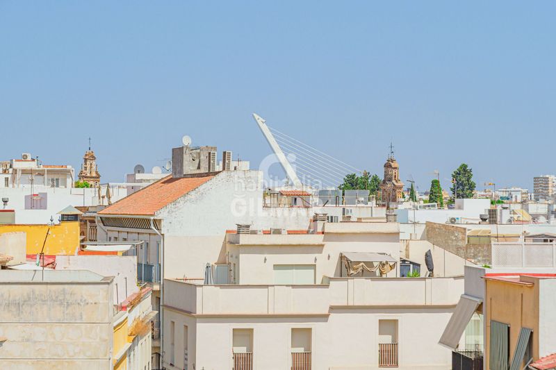 Foto f3dfd530-977b-435c-8f56-bb873acd2d99. Pis amb calefacció a Santa Catalina Sevilla
