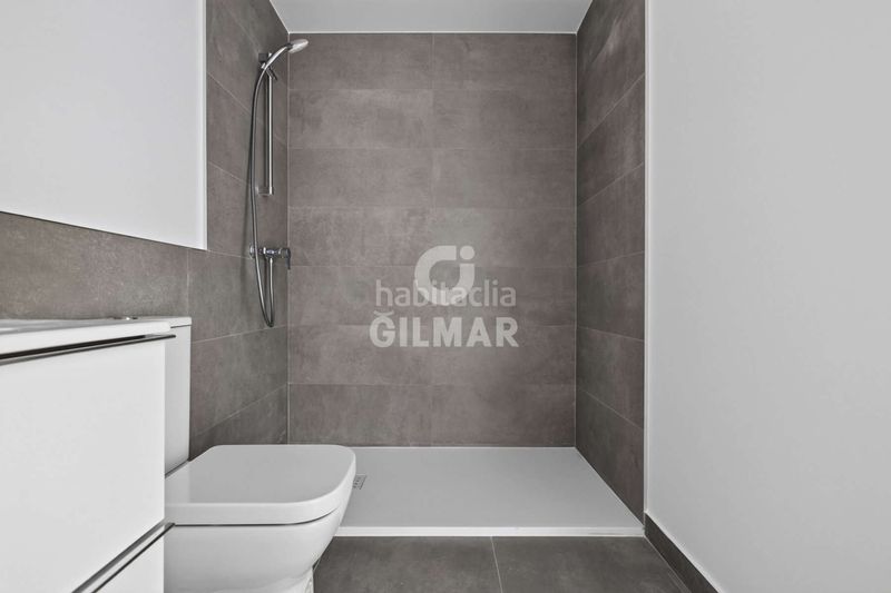 Foto 0b2afed2-042e-4388-a1ec-e7b08341abd5. Planta baixa amb calefacció aparcament piscina a Tomares