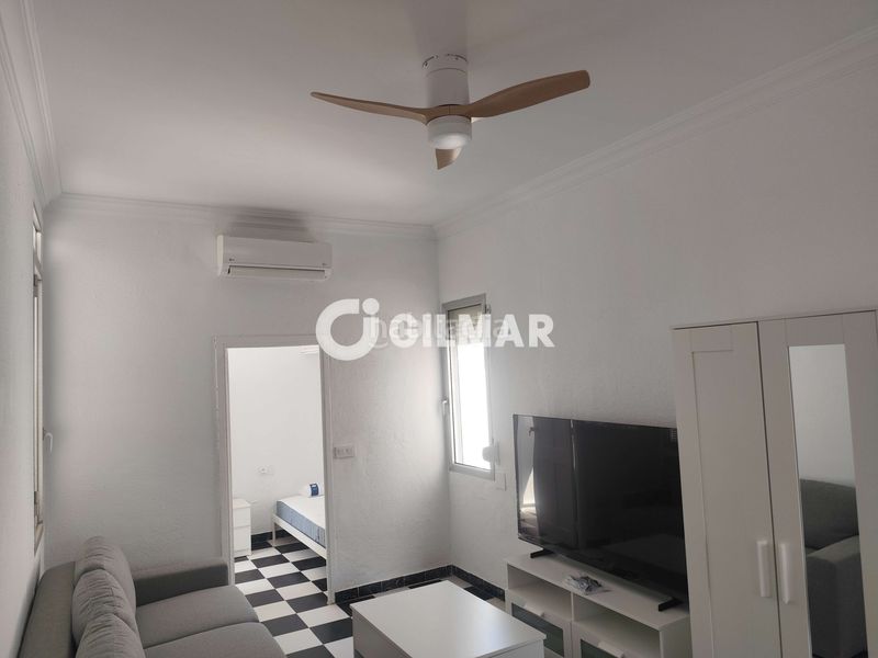 Foto 02f95b85-7467-406f-9c0e-0102b70ef959. Rent flat with heating in Ciudad Jardín Sevilla