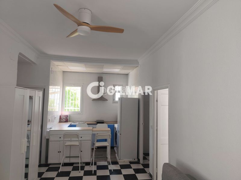 Foto 036a2570-22a2-477b-b653-6073ca0cee95. Rent flat with heating in Ciudad Jardín Sevilla