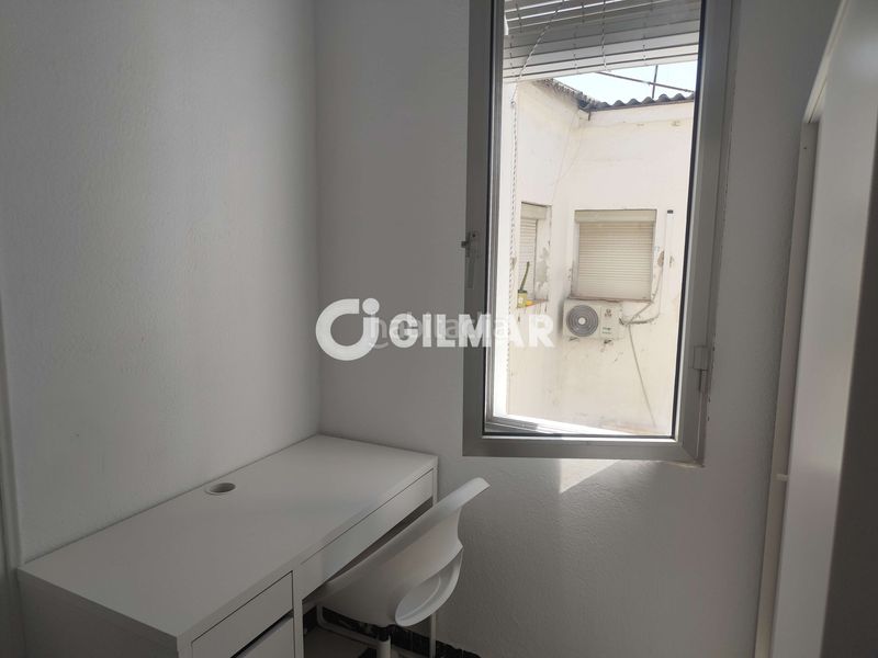 Foto d13b00f1-7b7c-4cf1-929b-beec8ab01fc9. Rent flat with heating in Ciudad Jardín Sevilla