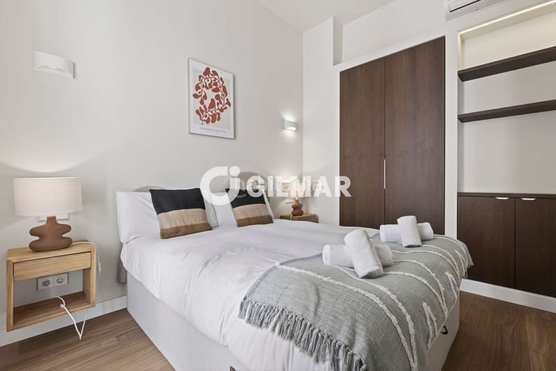 Foto 024b344d-410f-45ac-b5ef-458fe92a2e02. Casa adossada amb calefacció a San Lorenzo Sevilla