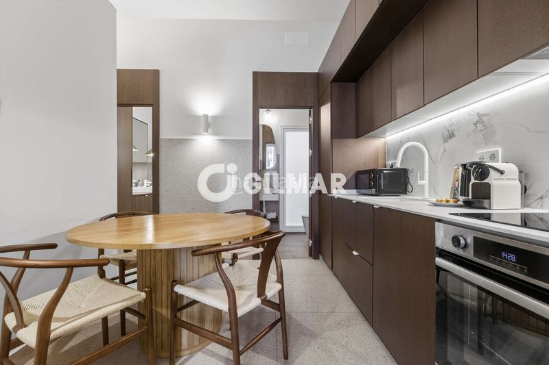 Foto 6152c33d-79b6-40f1-8880-5f4f8af3053c. Casa adossada amb calefacció a San Lorenzo Sevilla