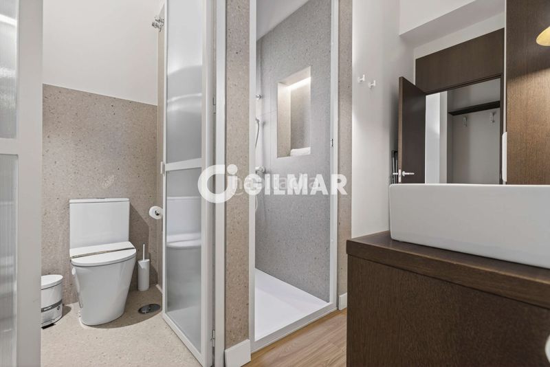 Foto a4378242-1092-4d0e-a90c-4e0778a5646e. Casa adossada amb calefacció a San Lorenzo Sevilla