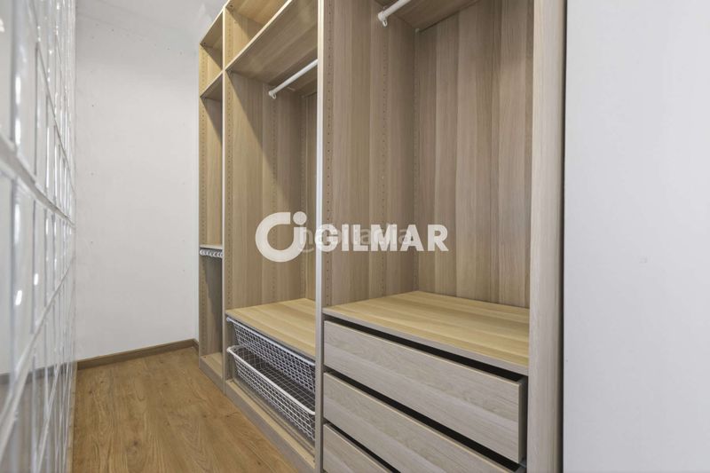 Foto 4d132c75-3585-4835-8522-538415f77192. Pis amb calefacció aparcament a Los Remedios Sevilla