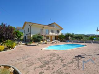 Casa  N/a. Vivienda aislada  venta masquefa