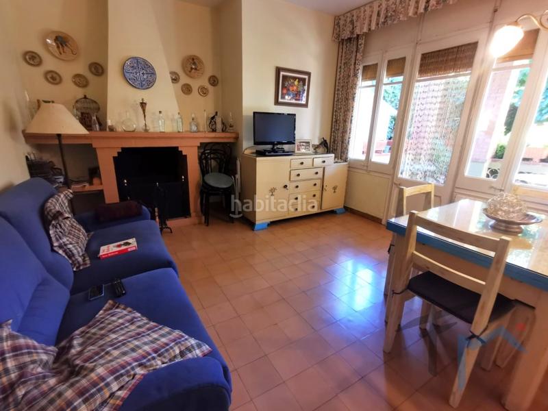 Foto ea176392-0b4d-4d07-a03a-888c55ebf120. Semi detached house in Piera